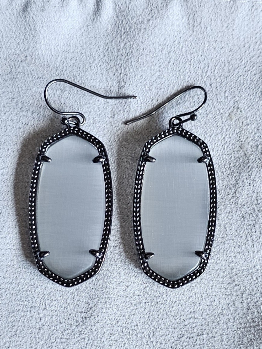 Kendra Scott Elle Drop Earrings - Gunmetal & Slate Gray / Grey Cat's Eye